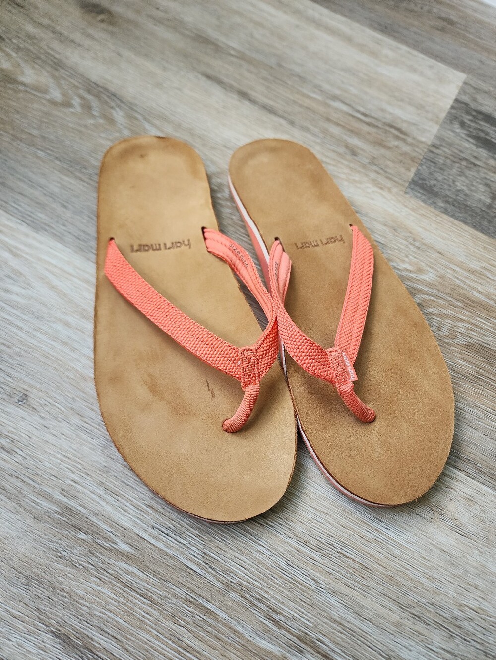 Hari Mari Sandals Coral/Tan Flip Flop Sandals Beach Size 9